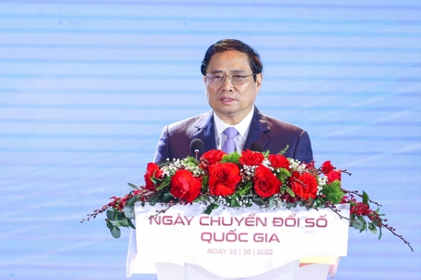 Thủ tướng: Lấy người dân, doanh nghiệp là trung tâm, chủ thể của chuyển đổi số