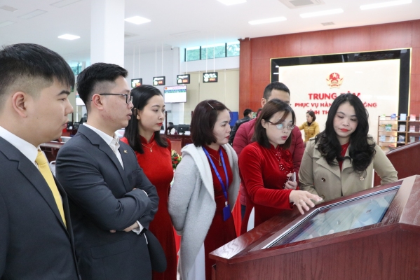 Chuyển đổi số trong giải quyết thủ tục hành chính trên môi trường điện tử