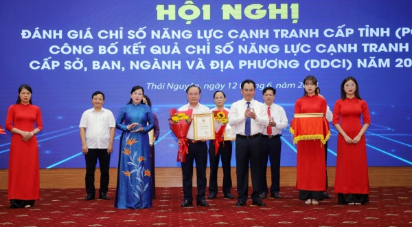 Tập trung nâng cao kỹ năng số để phát triển Chính phủ số