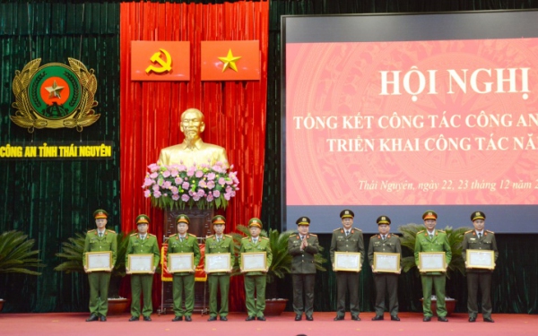 Hội nghị tổng kết công tác Công an năm 2022 và triển khai nhiệm vụ năm 2023