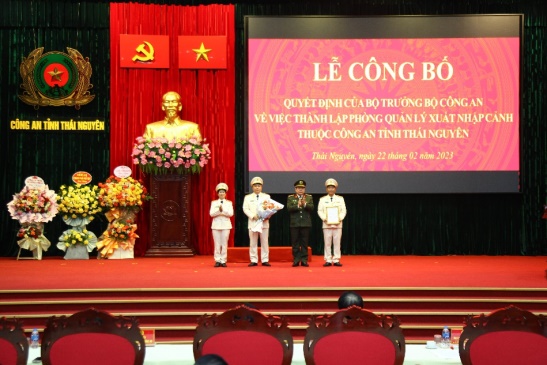 Công an tỉnh Thái Nguyên: Công bố Quyết định thành lập Phòng Quản lý xuất nhập cảnh