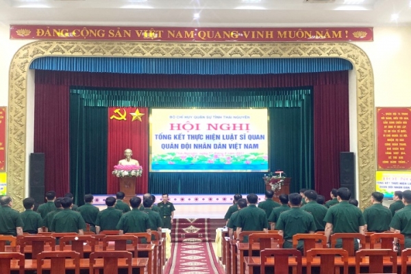 Xây dựng đội ngũ sĩ quan từng bước phát triển cả về số lượng, chất lượng, đáp ứng yêu cầu nhiệm vụ công tác quân sự, quốc phòng địa phương