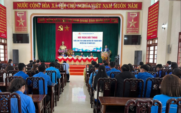 Đại Từ: Tổ chức đối thoại giữa Chủ tịch UBND huyện với thanh niên năm 2023