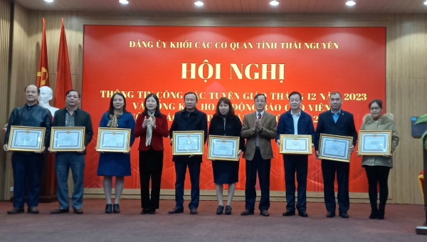 Đảng ủy Khối các cơ quan tỉnh tổng kết hoạt động báo cáo viên và cộng tác viên dư luận xã hội năm 2023