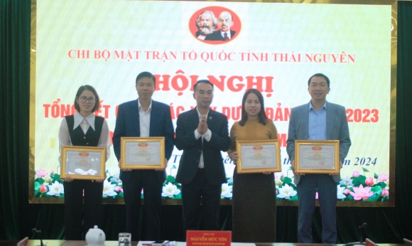 Chi bộ MTTQ tỉnh tổng kết công tác xây dựng Đảng năm 2023, triển khai nhiệm vụ công tác năm 2024