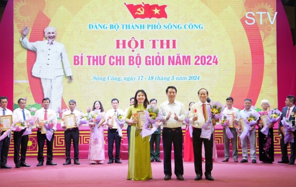 Sôi nổi Hội thi Bí thư Chi bộ giỏi năm 2024