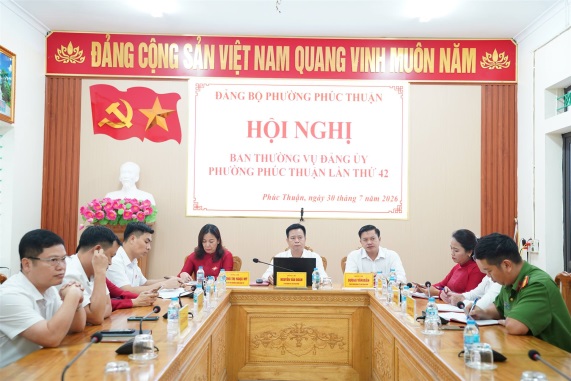 Triển khai các nhiệm vụ trọng tâm trong phát triển kinh tế - xã hội  và công tác xây dựng Đảng