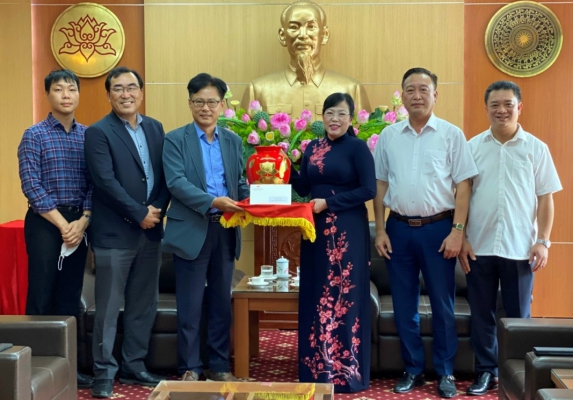 Đồng chí Bí thư Tỉnh ủy tiếp nhà đầu tư Hàn Quốc