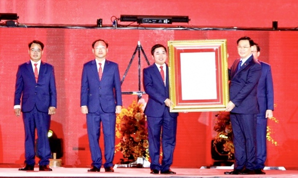 Lễ công bố Nghị quyết của Ủy ban Thường vụ Quốc hội về việc thành lập thành phố Phổ Yên