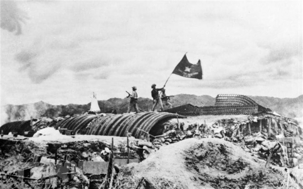 Thế trận lòng dân trong chiến dịch Điện Biên Phủ