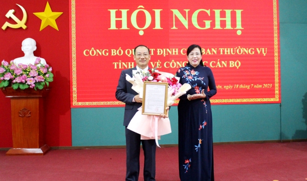 Thái Nguyên: Công bố các quyết định về công tác cán bộ