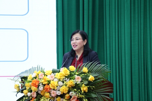 Đồng chí Bí thư Tỉnh uỷ nói chuyện chuyên đề với Câu lạc bộ Hưu trí Thái Nguyên