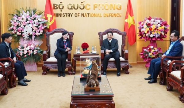 Lãnh đạo tỉnh Thái Nguyên chúc mừng Ngày thành lập Quân đội nhân dân Việt Nam