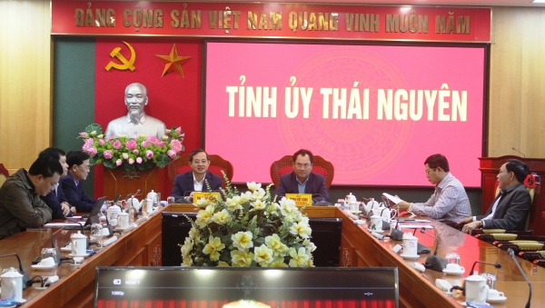 Thường trực Ban Bí thư giao ban công tác năm 2023 với bí thư các tỉnh uỷ, thành uỷ