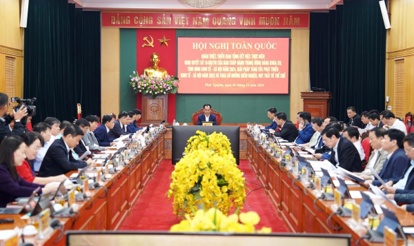 Hội nghị toàn quốc quán triệt, triển khai tổng kết việc thực hiện Nghị quyết số 18-NQ/TW của Ban Chấp hành Trung ương Đảng khóa XII