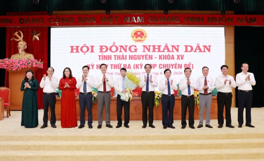 Kỳ họp thứ Ba (Kỳ họp chuyên đề), Hội đồng nhân dân tỉnh khóa XV: Thông qua 18 nghị quyết quan trọng