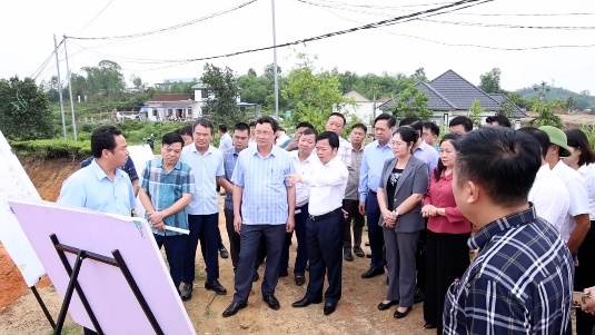 Tập trung cao đẩy nhanh tiến độ xây dựng hạ tầng Khu công nghiệp Yên Bình 2, Yên Bình 3, Thượng Đình