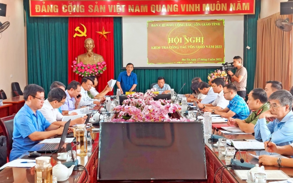 Kiểm tra công tác tôn giáo tại huyện Đại Từ