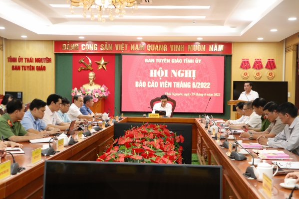Thông tin, tuyên truyền sâu rộng kết quả phát triển kinh tế - xã hội của cả nước và của tỉnh 6 tháng đầu năm 2022
