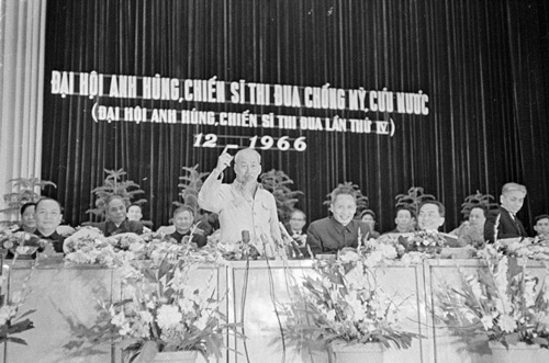 Tư tưởng Hồ Chí Minh về thi đua ái quốc của giới Công thương Việt Nam