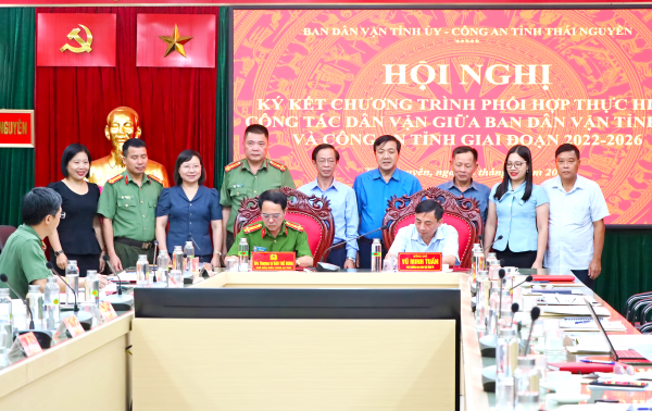Ký kết Chương trình phối hợp thực hiện công tác dân vận giữa Ban Dân vận Tỉnh ủy và Công an tỉnh, giai đoạn 2022 - 2026