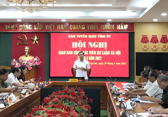 Tích cực nắm bắt, phản ánh dư luận xã hội về kết quả Kỳ họp thứ 8 HĐND tỉnh khoá XIV