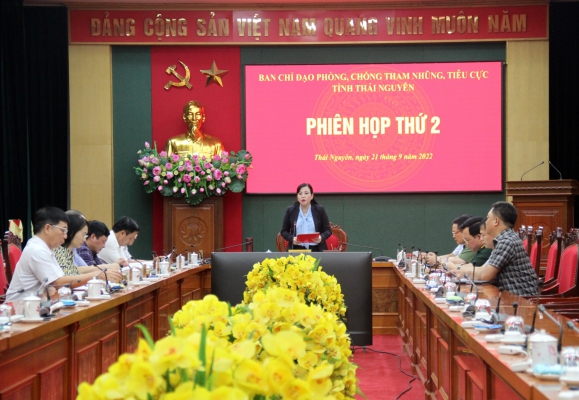 Tổ chức tập huấn chuyên đề về phòng, chống tham nhũng, tiêu cực trong lĩnh vực đấu giá, đấu thầu, quản lý đất đai và tài nguyên khoáng sản