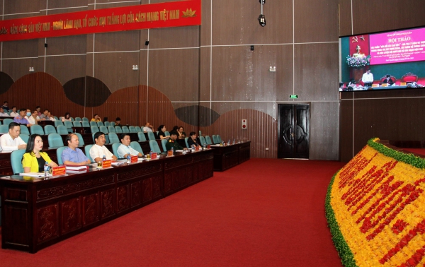 Gắn việc thực hiện Nghị quyết Trung ương 4 khóa XII với tác phẩm “Sửa đổi lối làm việc” trong xây dựng đội ngũ cán bộ