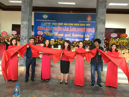 Triển lãm ảnh “Việt Nam quê hương tôi”