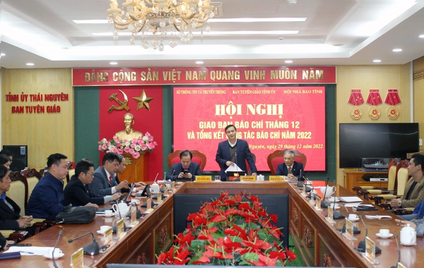 Xây dựng “nền báo chí, truyền thông chuyên nghiệp, nhân văn và hiện đại”