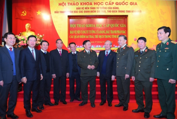 Công tác xây dựng luận cứ khoa học đấu tranh bảo vệ nền tảng tư tưởng của Đảng
