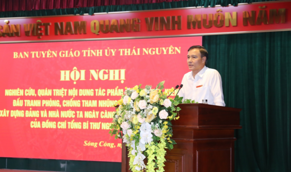 Hội nghị báo cáo viên và giao ban báo chí tháng 4/2023