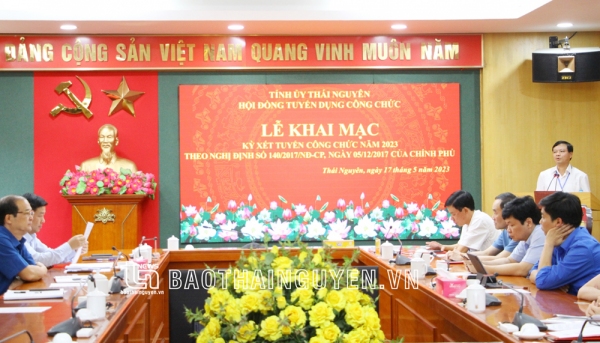 Khai mạc kỳ xét tuyển công chức cơ quan Đảng, MTTQ và các tổ chức chính trị - xã hội