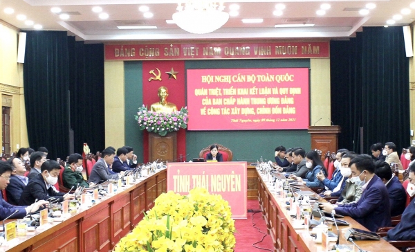 Đẩy mạnh thông tin, tuyên truyền về công tác xây dựng Đảng, xây dựng hệ thống chính trị