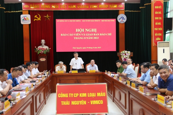 Hội nghị báo cáo viên và giao ban báo chí tháng 8/2023