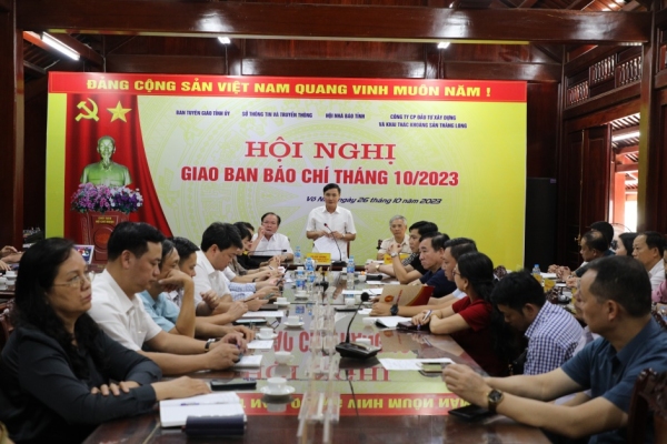 Tuyên truyền đậm nét về Kỳ họp thứ mười sáu HĐND tỉnh khóa XIV
