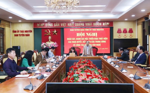 Hoạt động văn hóa, văn nghệ trên địa bàn tỉnh đáp ứng ngày càng tốt hơn định hướng chính trị, tư tưởng của Đảng và nhu cầu của Nhân dân