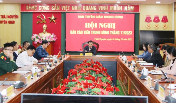 Hội nghị báo cáo viên Trung ương tháng 11/2023