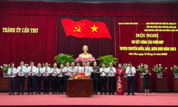 Hội nghị sơ kết công tác phối hợp tuyên truyền biển, đảo năm 2023 giữa Cục Kỹ thuật Hải quân và các tỉnh, thành phố