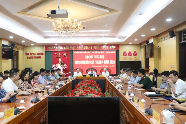 Tổ chức đợt tuyên truyền cao điểm, sâu, đậm trước, trong và sau sự kiện kỷ niệm các ngày lễ lớn của đất nước
