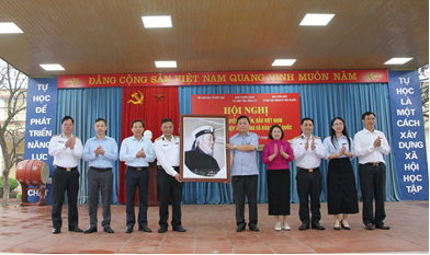 Gần 5.000 cán bộ, giáo viên, học sinh THPT trên địa bàn được tuyên truyền về biển, đảo Việt Nam