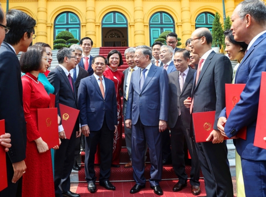 Vươn mình trong hội nhập quốc tế