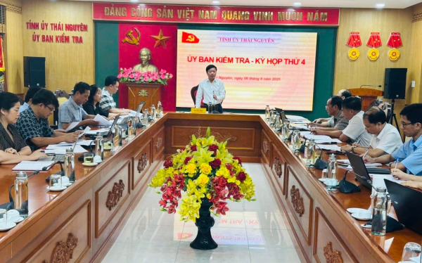 Kỳ họp thứ 4 Ủy ban Kiểm tra Tỉnh ủy Thái Nguyên