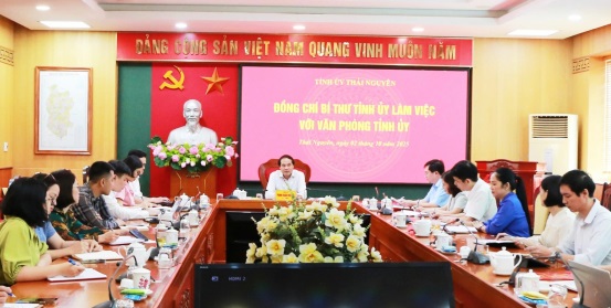 Văn phòng Tỉnh ủy cần tiếp tục phát huy tốt vai trò tham mưu trong giai đoạn mới