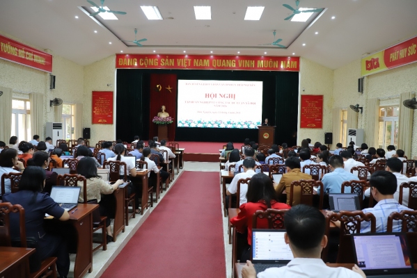 Bồi dưỡng nghiệp vụ cho đội ngũ cán bộ và cộng tác viên dư luận xã hội