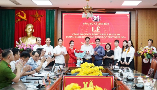 Tạo chuyển biến tích cực trong xây dựng tổ chức đảng ở doanh nghiệp, hợp tác xã