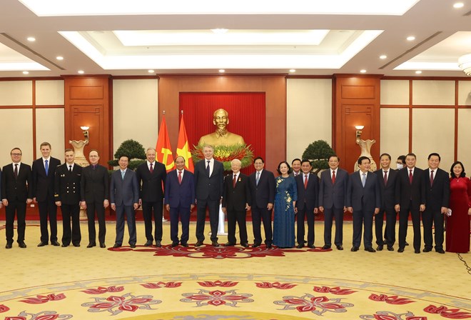 ttxvn 20211215 tong bi thu giai thuong lenin5